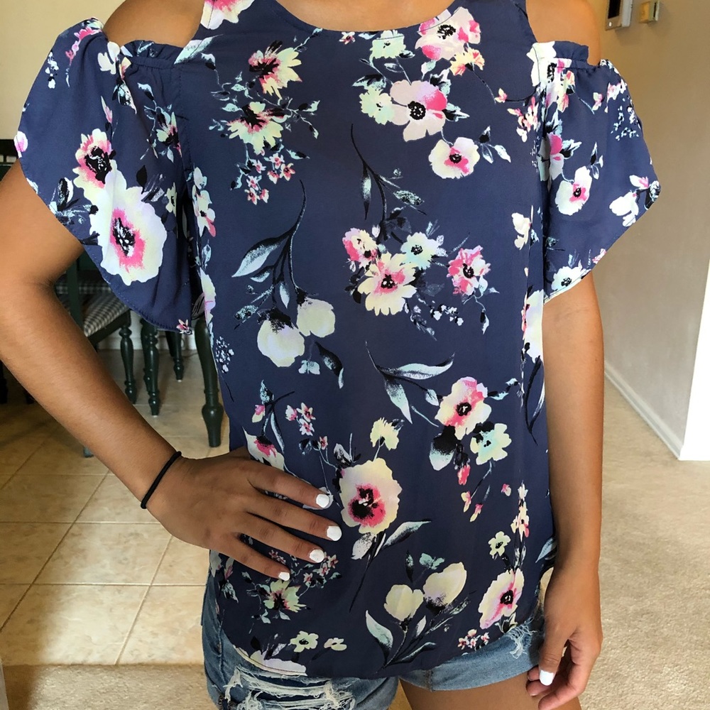 Small A. Byer Floral Blouse